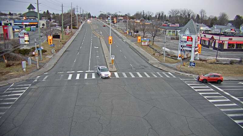 Traffic camera image at 2025-03-25 11:05:32