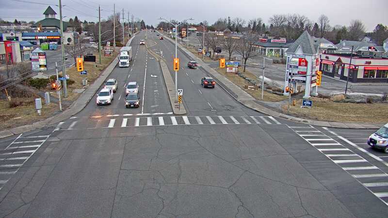 Traffic camera image at 2025-03-25 11:10:35