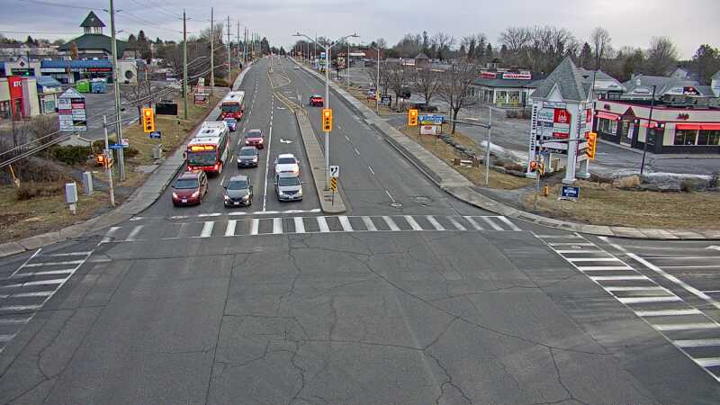 Traffic camera image at 2025-03-25 11:36:44