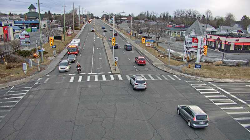 Traffic camera image at 2025-03-25 11:40:40