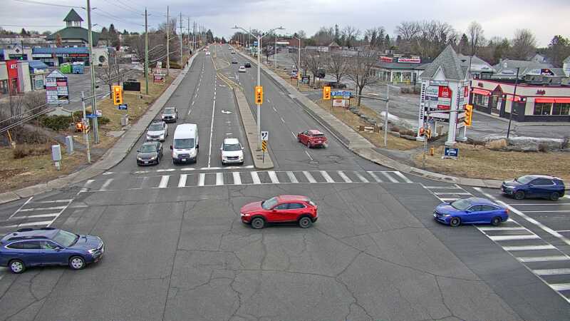 Traffic camera image at 2025-03-25 11:45:35