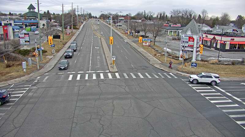Traffic camera image at 2025-03-25 12:20:35