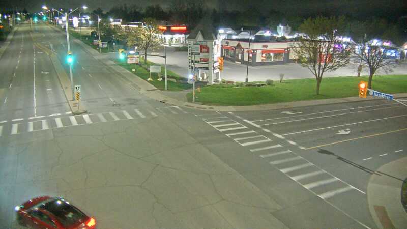 Traffic camera image at 2025-05-09 07:36:12