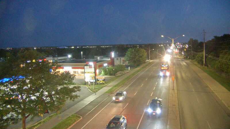 Traffic camera image at 2025-07-04 01:40:55