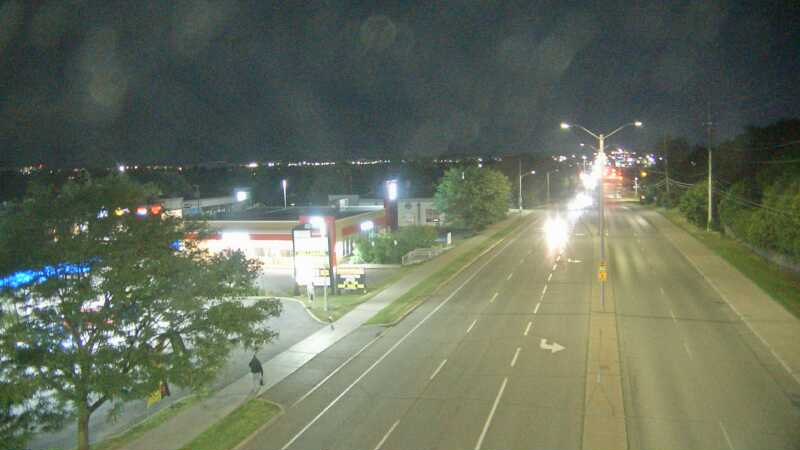 Traffic camera image at 2025-07-04 02:10:51