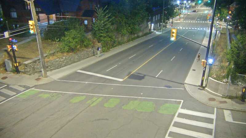 Traffic camera image at 2025-08-25 00:30:09