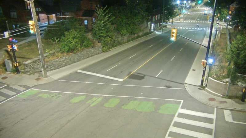 Traffic camera image at 2025-09-04 01:35:08