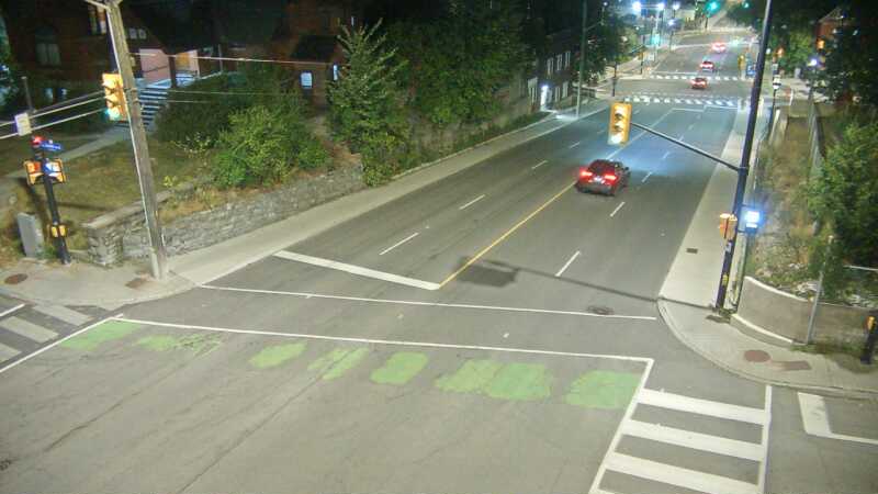 Traffic camera image at 2025-09-04 02:05:08