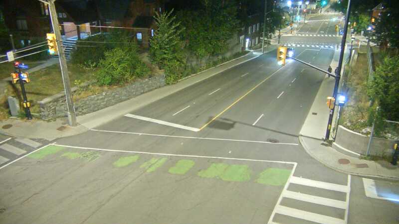 Traffic camera image at 2025-09-04 02:10:17