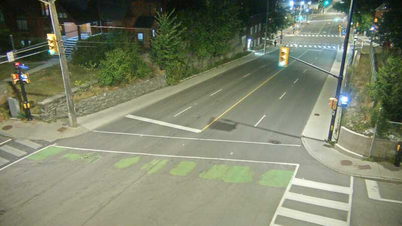 Traffic camera image at 2025-09-04 02:25:12