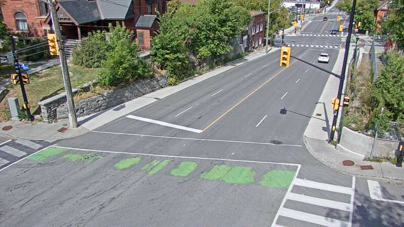 Traffic camera image at 2025-09-07 15:40:08