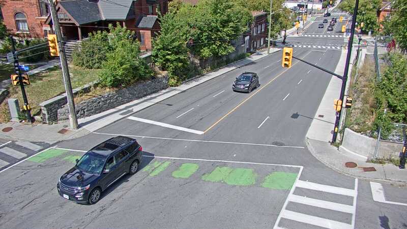 Traffic camera image at 2025-09-07 16:05:08