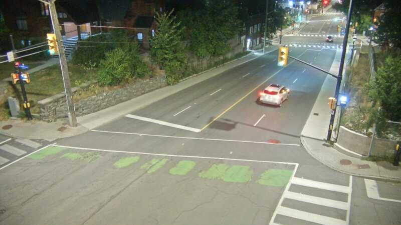 Traffic camera image at 2025-09-08 04:00:08