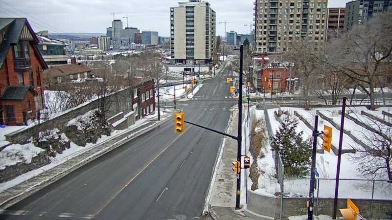 Traffic camera image at 2025-03-09 13:15:08