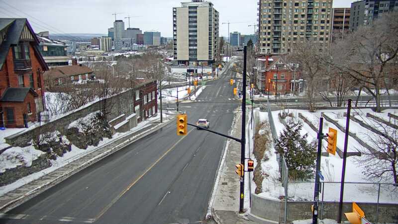 Traffic camera image at 2025-03-09 13:36:42