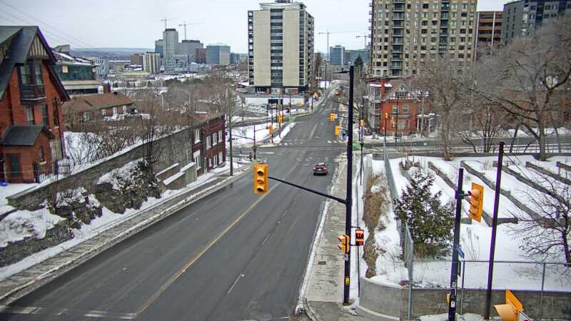 Traffic camera image at 2025-03-09 13:45:26