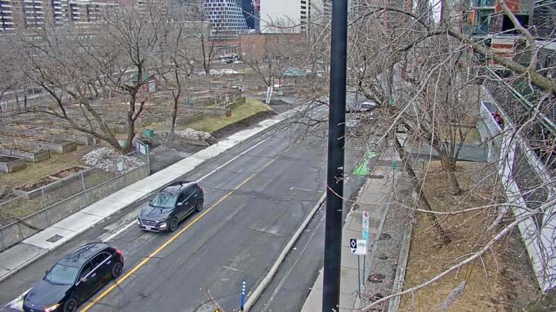 Traffic camera image at 2025-03-25 12:00:08