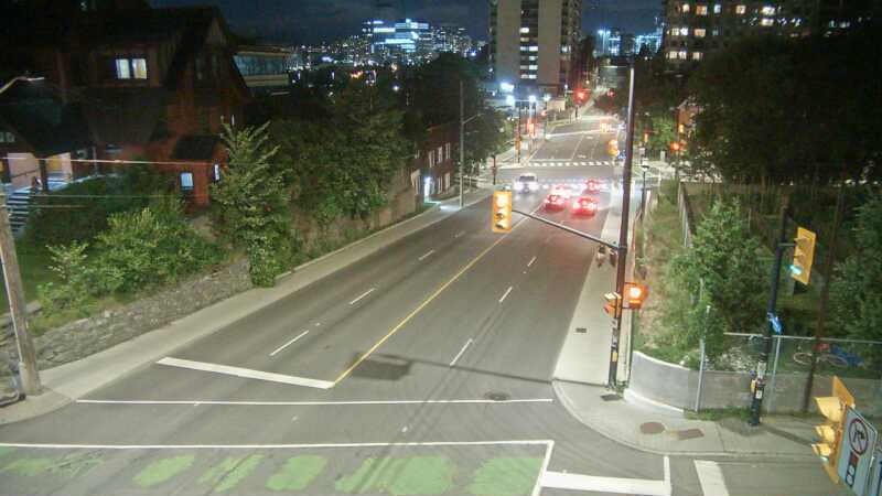 Traffic camera image at 2025-07-06 02:10:11