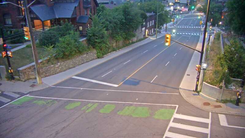 Traffic camera image at 2025-07-31 00:50:08