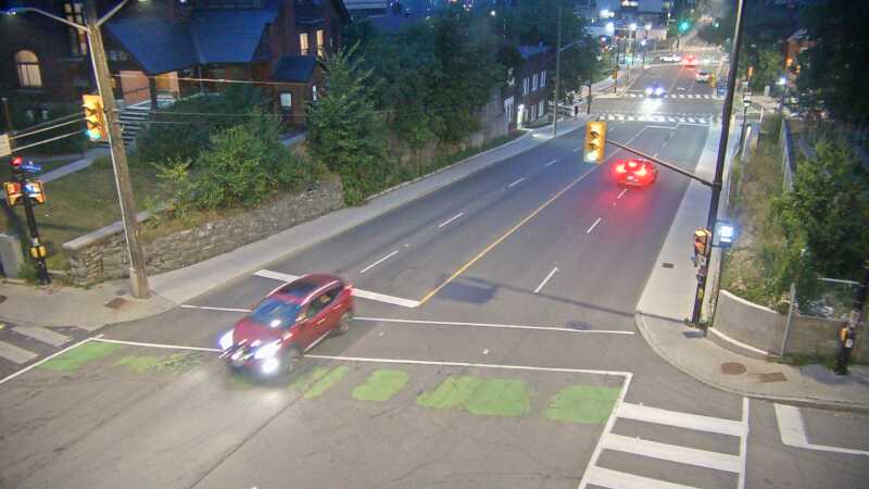 Traffic camera image at 2025-07-31 01:00:08