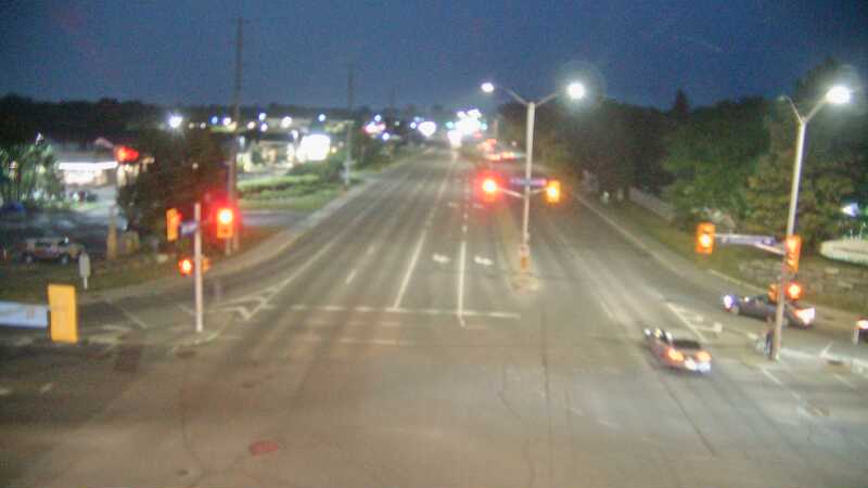 Traffic camera image at 2025-08-04 01:10:44