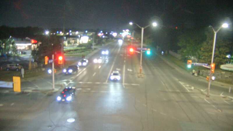 Traffic camera image at 2025-08-04 01:35:47