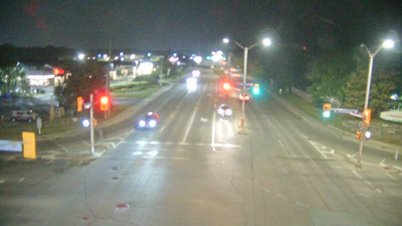 Traffic camera image at 2025-08-04 02:15:44