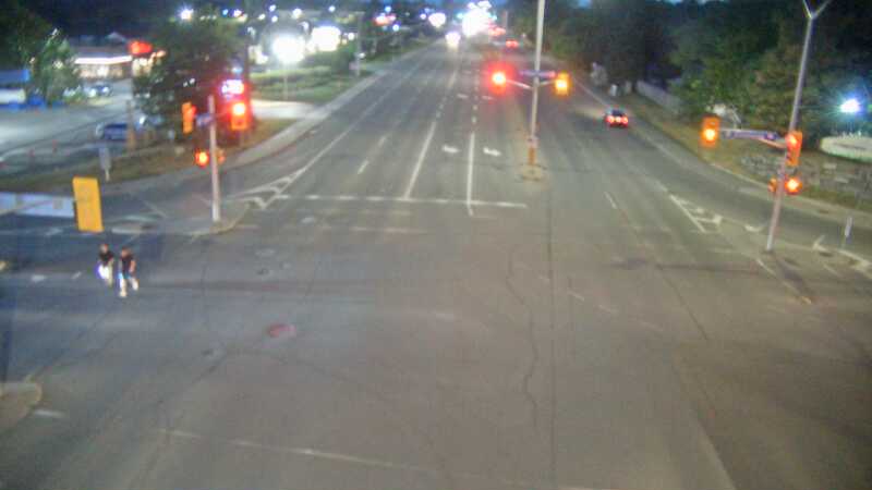 Traffic camera image at 2025-08-25 00:30:46