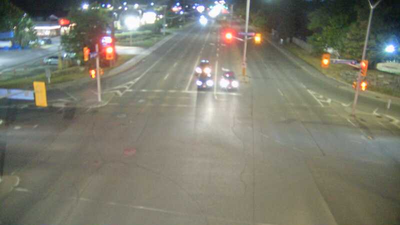 Traffic camera image at 2025-08-25 00:40:44