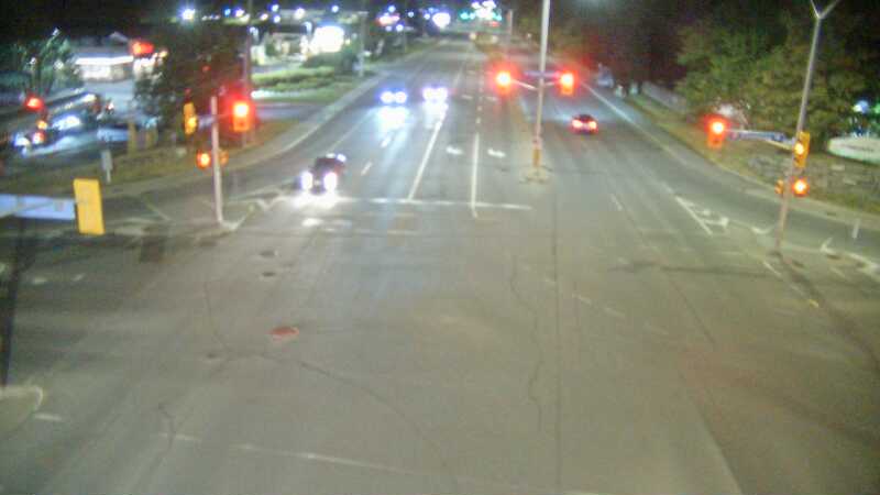 Traffic camera image at 2025-08-25 04:10:43