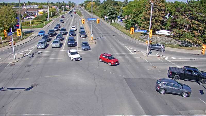 Traffic camera image at 2025-09-14 17:25:44