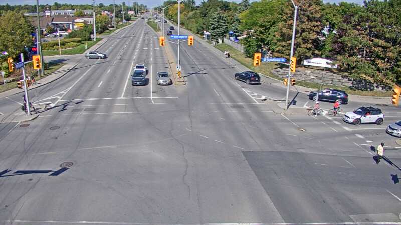 Traffic camera image at 2025-09-14 17:30:46
