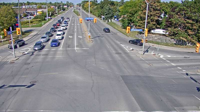 Traffic camera image at 2025-09-14 17:35:47