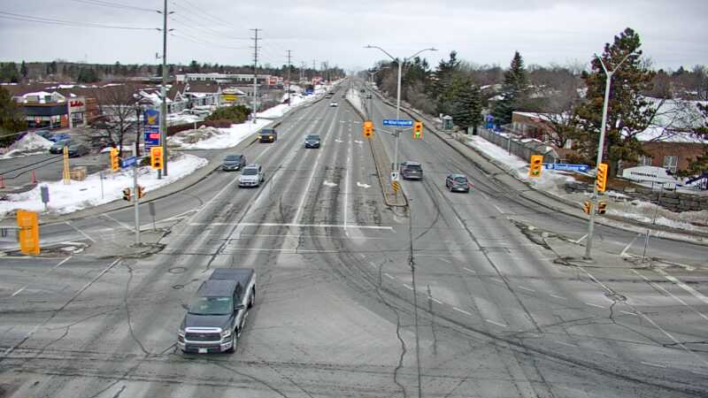 Traffic camera image at 2025-03-09 13:37:08