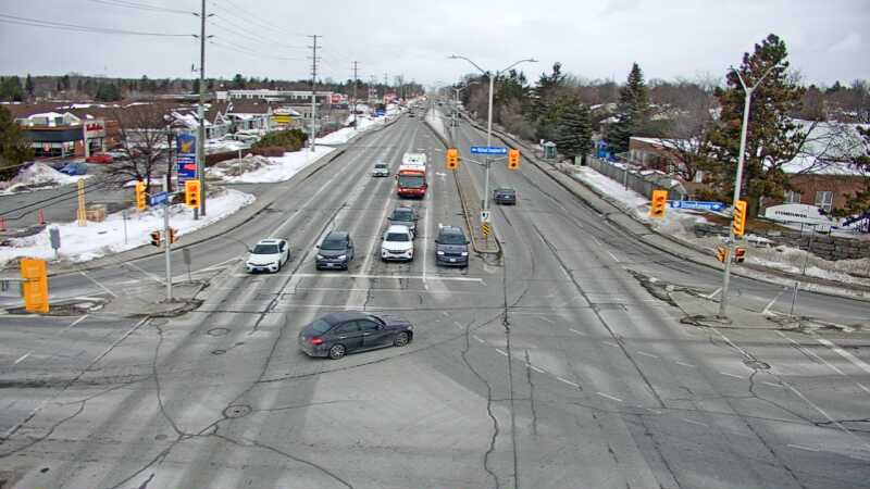 Traffic camera image at 2025-03-09 14:37:08