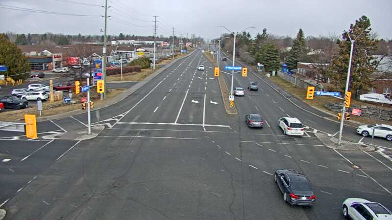 Traffic camera image at 2025-03-25 15:25:34