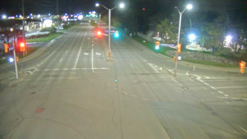 Traffic camera image at 2025-05-09 07:40:43
