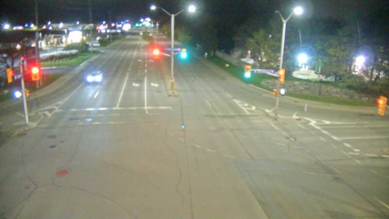 Traffic camera image at 2025-05-09 08:00:33