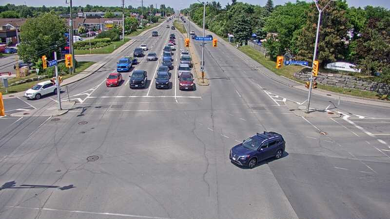 Traffic camera image at 2025-06-30 18:20:51