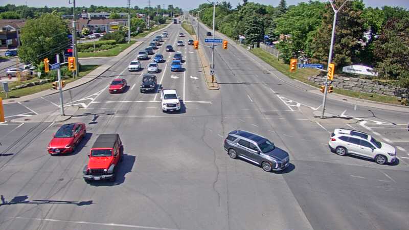 Traffic camera image at 2025-06-30 19:05:54