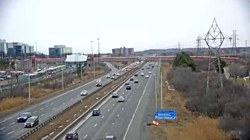 Traffic camera image at 2025-03-25 12:10:36