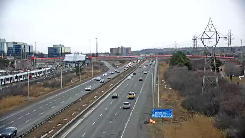 Traffic camera image at 2025-03-25 12:15:37