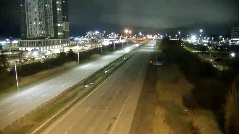 Traffic camera image at 2025-05-09 06:45:35