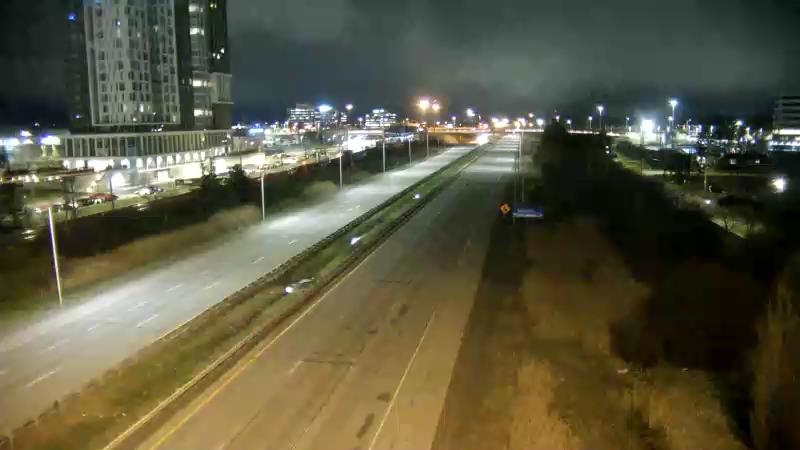 Traffic camera image at 2025-05-09 07:10:30