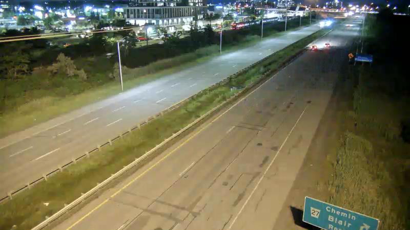 Traffic camera image at 2025-07-04 02:00:54