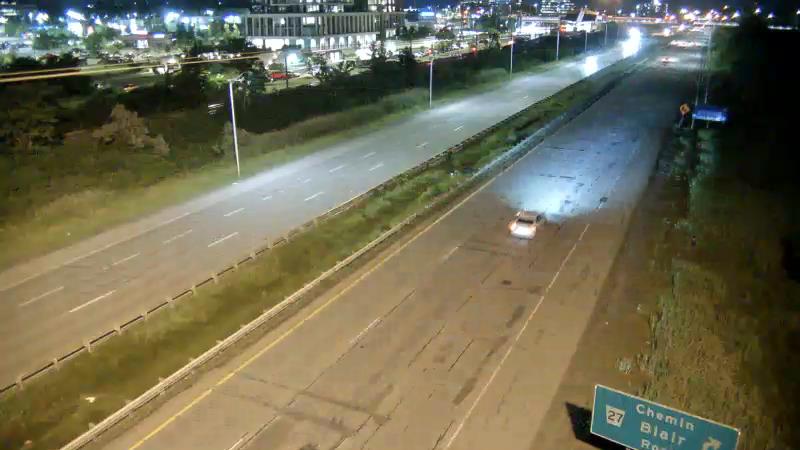 Traffic camera image at 2025-07-04 02:15:46