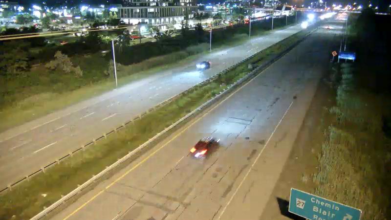Traffic camera image at 2025-07-04 02:30:44