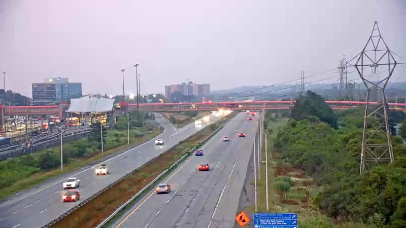 Traffic camera image at 2025-07-31 00:40:44