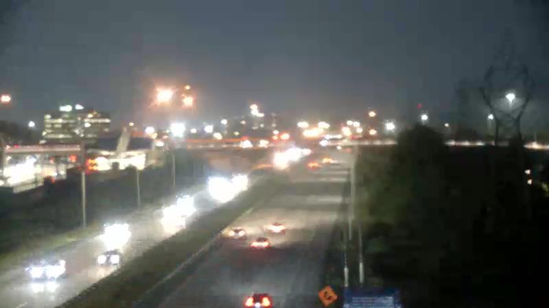 Traffic camera image at 2025-07-31 01:15:49