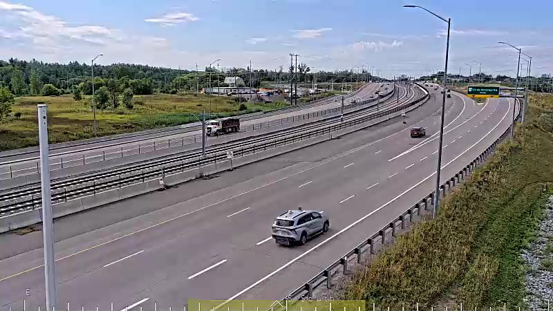 Traffic camera image at 2025-09-04 15:05:53